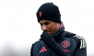 世体：巴萨迪亚斯&amp;拉什福德二选一，但都面临激烈竞争