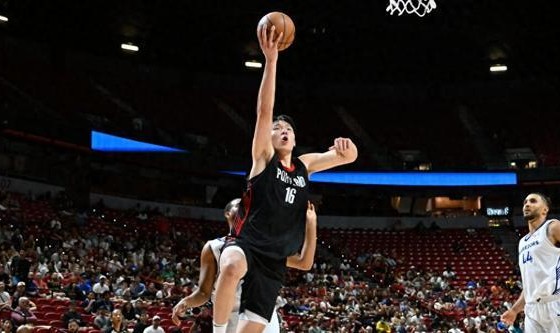 给后辈的建议？杨瀚森：吃饱喝好放轻松