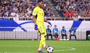 竞技宝官网-记者：西汉姆、曼联和切尔西有意铃木彩艳，但他想再留帕尔马一年