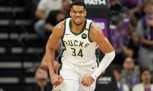 明天雄鹿客战掘金 字母因左脚扭伤出战成疑 利拉德缺阵